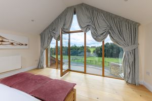 Photo 17- click for photo gallery